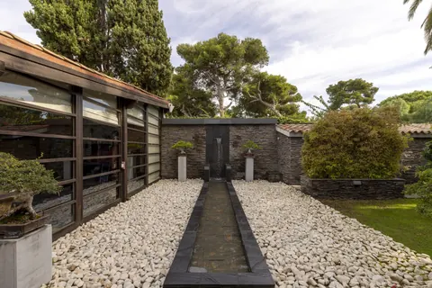 Architectural Villa Beach Front Sea View, 7 bedrooms in Sitges ads for sale For Super Rich