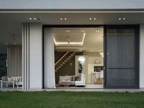 Modern Villa Panoramic View near Nikiti, 7 bedrooms in Halkidiki luxury for sale For Super Rich