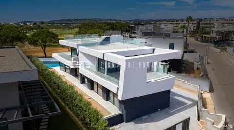 Modern Villa Golf View, 4 bedrooms in Vilamoura image for sale For Super Rich