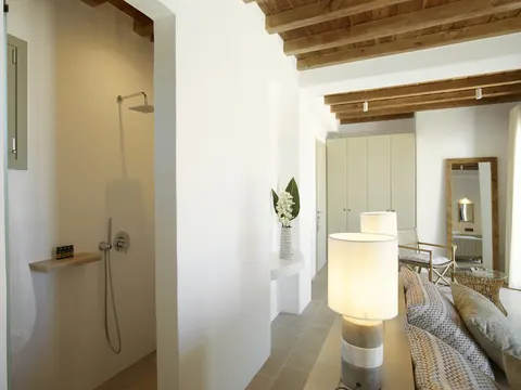 Luxury Villa Breathtaking sea views, 8 bedrooms in Mykonos Classified ads for sale For Super Rich