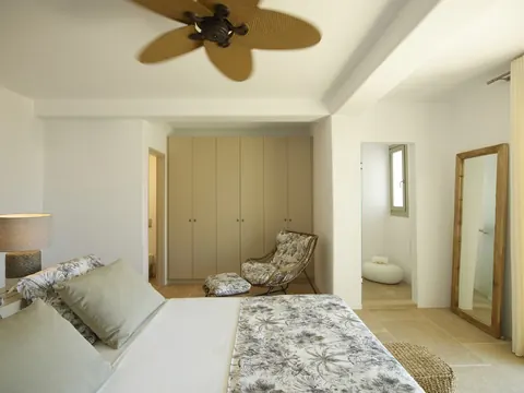 Luxury Villa Breathtaking sea views, 8 bedrooms in Mykonos price for sale For Super Rich