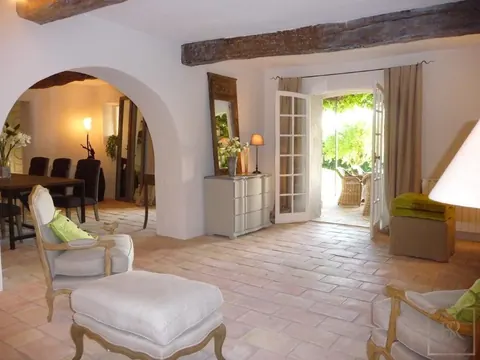 Country House Tuscan style wisteria-festooned terrace, 5 bedrooms in Grasse buy for sale For Super Rich
