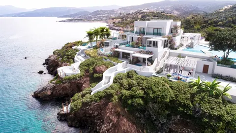 Premium Hotel Beach Front seaside, heated swimming pool with bar, 15 bedrooms in Nikolaos - Crete