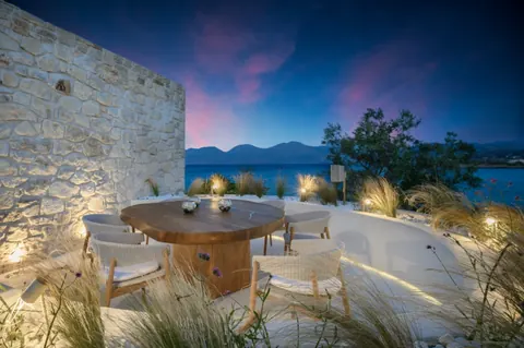 Premium Hotel Beach Front seaside, heated swimming pool with bar, 15 bedrooms in Nikolaos - Crete best for sale For Super Rich