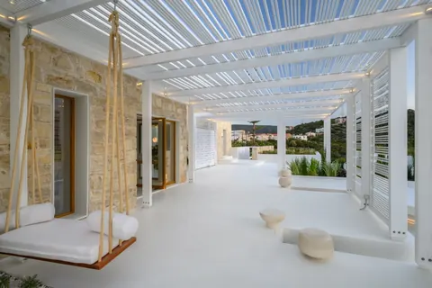 Premium Hotel Beach Front seaside, heated swimming pool with bar, 15 bedrooms in Nikolaos - Crete Classified ads for sale For Super Rich
