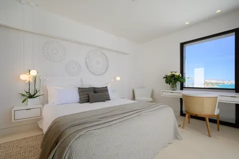 Premium Hotel Beach Front seaside, heated swimming pool with bar, 15 bedrooms in Nikolaos - Crete image for sale For Super Rich