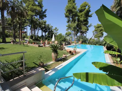 Luxury Villa Sea View 25 m swimming pool, 8 bedrooms in Halkidiki Classified ads for sale For Super Rich