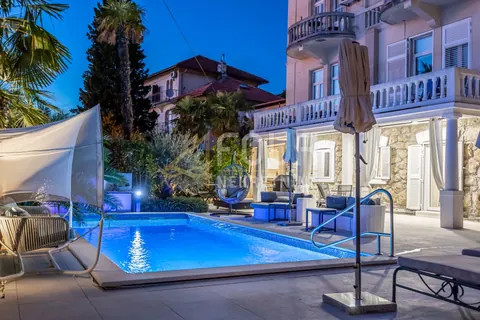 Elegant Villa Jacuzzi  Sauna, 11 bedrooms in Crikvenica Used for sale For Super Rich