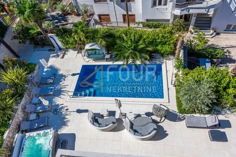 Elegant Villa Jacuzzi  Sauna, 11 bedrooms in Crikvenica K59 for sale For Super Rich