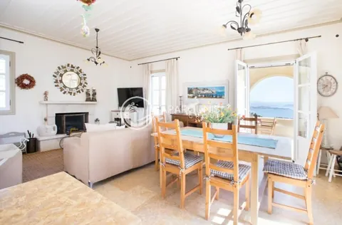Elegant Villa Panoramic View nearest beach of Kouzounos, 4 bedrooms in Spetses top for sale For Super Rich