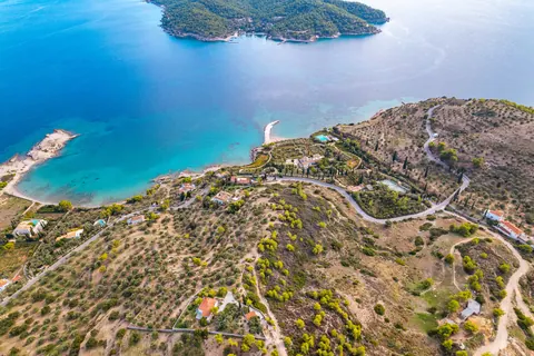Elegant Villa Panoramic View nearest beach of Kouzounos, 4 bedrooms in Spetses 1-144 for sale For Super Rich