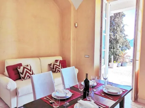 Elegant Villa Sea View Waterfront, 7 bedrooms in Opatija available for sale For Super Rich