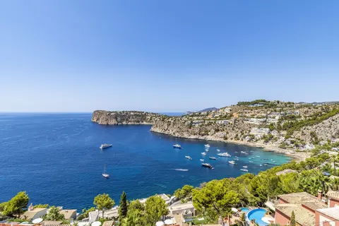 Luxury Villa Panoramic View pool with whirlpool, 5 bedrooms in Mallorca value for sale For Super Rich