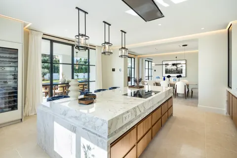 Luxury Villa Panoramic View near sea and golf courrses, 6 bedrooms in Cascada de Camojan COSTA-00575P for sale For Super Rich