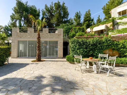 Luxury Villa Sea View 25 m swimming pool, 8 bedrooms in Halkidiki ads for sale For Super Rich