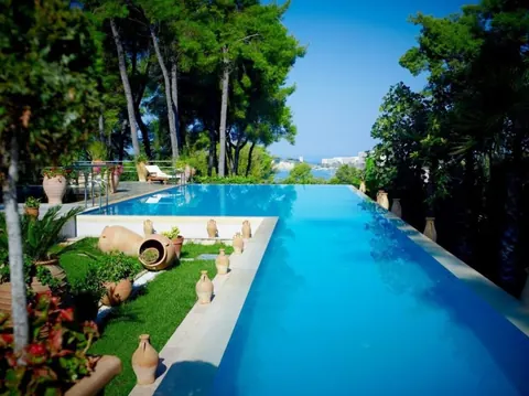 Luxury Villa Sea View 25 m swimming pool, 8 bedrooms in Halkidiki value for sale For Super Rich