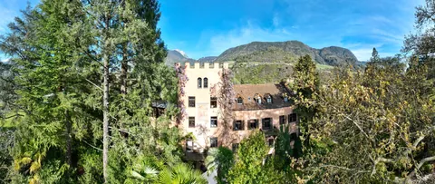 Luxury Castle Panoramic View and Mountain view, 8 bedrooms in Merano South Tyrol image for sale For Super Rich