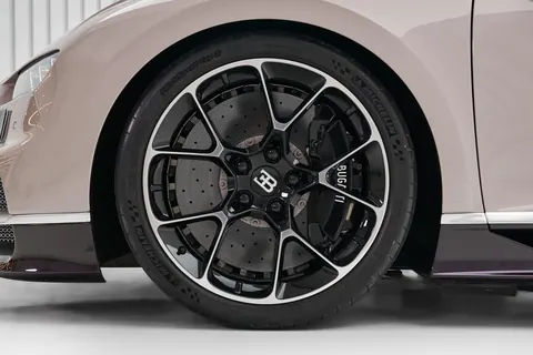2018 Bugatti Chiron Coupe for sale For Super Rich