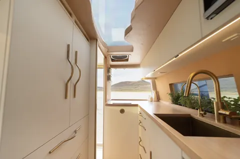 2022 Mercedes Sprinter 3500XD 170wb price for sale For Super Rich 2022 Mercedes Sprinter 3500XD 170wb price for sale For Super Rich