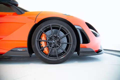 2021 McLaren 765LT photo for sale For Super Rich