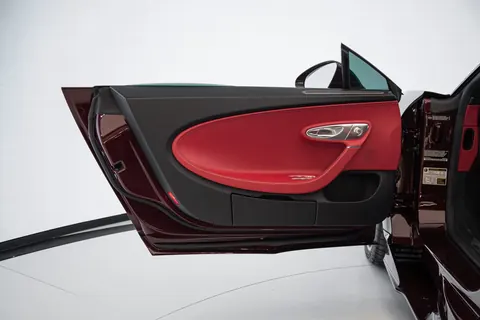 2018 Bugatti Chiron buyers for sale For Super Rich
