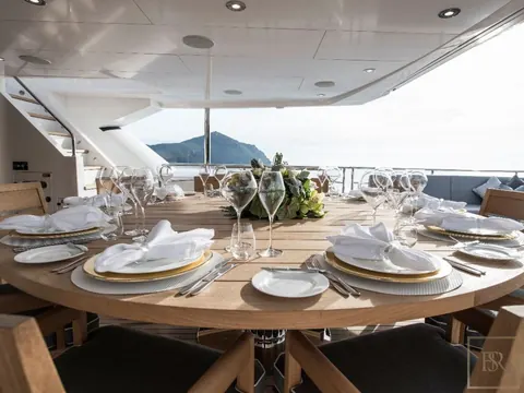 Sunseeker BERCO VOYAGER 40.05 Meters holiday charter rental For Super Rich Sunseeker BERCO VOYAGER 40.05 Meters holiday charter rental For Super Rich