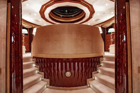 2010 Benetti AQUARIUM 203' 5" / 62M Feets 17 Knots for sale For Super Rich
