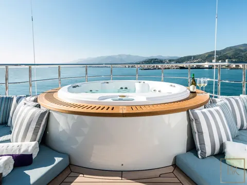 2013 Cosmo Explorer 49M 49.75 M Meters price for sale For Super Rich