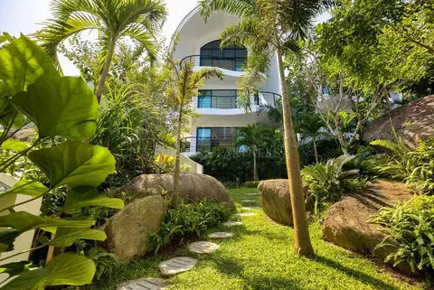 Boutique hotel Villa Spectacular panoramic sea view two refreshing swimming pools, 10 bedrooms in Chaweng Noi, Ko Samui unique rental For Super Rich Boutique hotel Villa Spectacular panoramic sea view two refreshing swimming pools, 10 bedrooms in Chaweng Noi, Ko Samui unique rental For Super Rich
