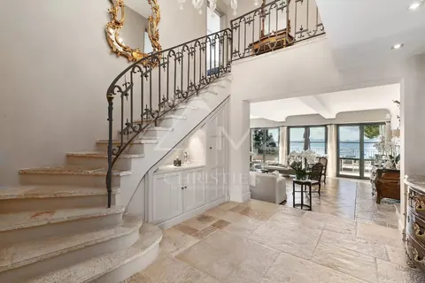 Modern Villa La  Californie Mediterranean Sea view, 8 bedrooms in Cannes ultra luxury rental For Super Rich