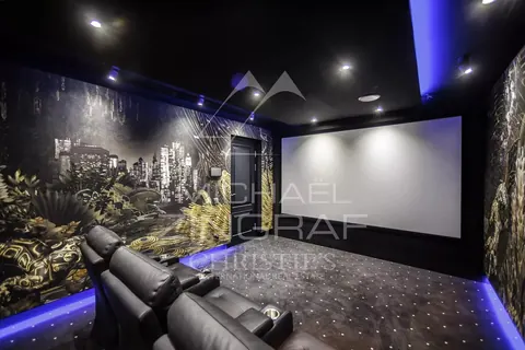 Luxury Villa New Florentine ​Super Cannes indoor swimming pool, wellness, sauna and hammam, 7 bedrooms in Vallauris unique rental For Super Rich