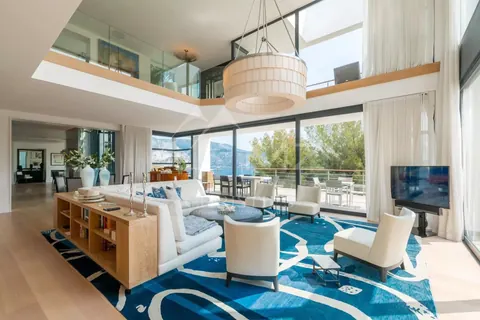 Luxury House Panoramic View hammam, jacuzzi, infinity pool, lift, roof terrace, 5 bedrooms in Saint Jean Cap Ferrat prix rental For Super Rich