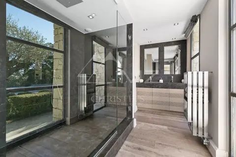 Modern Villa La  Californie Mediterranean Sea view, 8 bedrooms in Cannes exclusive rental For Super Rich