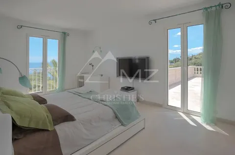 Premium Villa Sea View Super Cannes minutes from the Croisette, 8 bedrooms in Vallauris exclusive rental For Super Rich