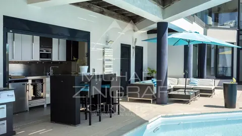 Contemporary Villa overflow swimming pool sea view between Monaco and Saint-Jean Cap Ferrat, 4 bedrooms in Eze ads rental For Super Rich