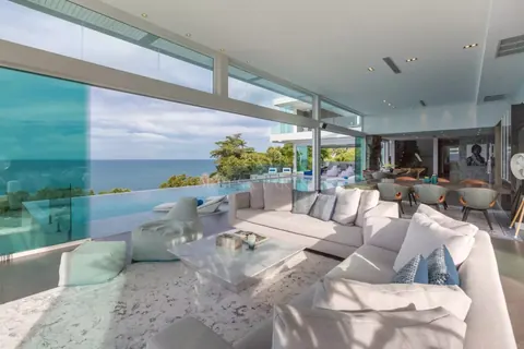 Modern Villa Stunning ocean view Infinity pool, jacuzzi, 6 bedrooms in Chaweng Noi, Ko Samui travel rental For Super Rich