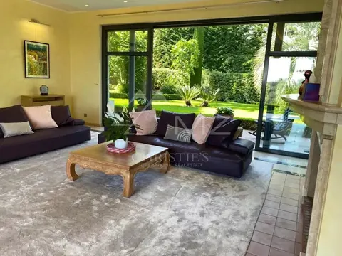 Elegant Villa Landscaped garden swimming pool and pool-house, 6 bedrooms in Cap d'Antibes real estate rental For Super Rich Elegant Villa Landscaped garden swimming pool and pool-house, 6 bedrooms in Cap d'Antibes real estate rental For Super Rich