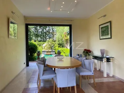 Elegant Villa Landscaped garden swimming pool and pool-house, 6 bedrooms in Cap d'Antibes travel rental For Super Rich Elegant Villa Landscaped garden swimming pool and pool-house, 6 bedrooms in Cap d'Antibes travel rental For Super Rich