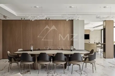 Contemporary Villa Heated swimming pool Land 1800m², 6 bedrooms in Cannes luxury rental For Super Rich