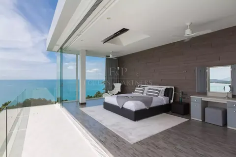 Modern Villa Stunning ocean view Infinity pool, jacuzzi, 6 bedrooms in Chaweng Noi, Ko Samui real estate rental For Super Rich