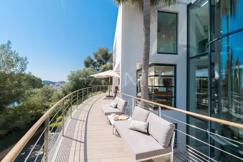 Luxury House Panoramic View hammam, jacuzzi, infinity pool, lift, roof terrace, 5 bedrooms in Saint Jean Cap Ferrat expensive rental For Super Rich