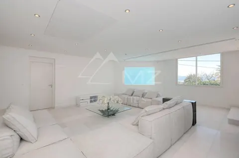Luxury Villa seaview, nearby the center of Cannes 250 sqm terrace with jacuzzi, 6 bedrooms in Cannes real estate rental For Super Rich