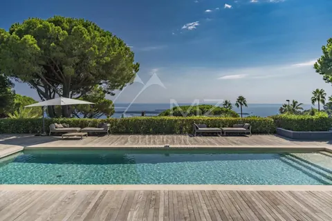 Contemporary Villa Sea View Heated swimming pool, jacuzzi, 5 bedrooms in Vallauris unique rental For Super Rich