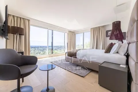Contemporary  Villa Panoramic Sea Views petanque court, heated pool, 7 bedrooms in Mougins photos rental For Super Rich