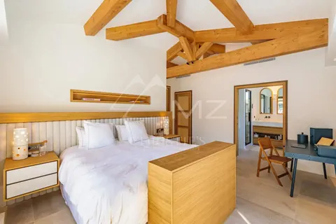 Luxury Villa near the beach Pampelonne Fenced swimming pool, jacuzzi, fitness room, petanque court, 5 bedrooms in Ramatuelle top rental For Super Rich