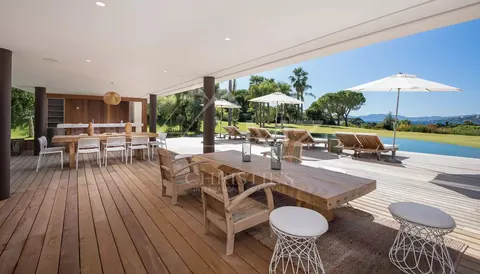 Contemporary Villa Right next to Eden Roc Heated pool with pool house, 7 bedrooms in Cap d'Antibes ultra luxury rental For Super Rich