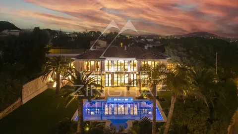 Luxury Villa New Florentine ​Super Cannes indoor swimming pool, wellness, sauna and hammam, 7 bedrooms in Vallauris luxury rental For Super Rich