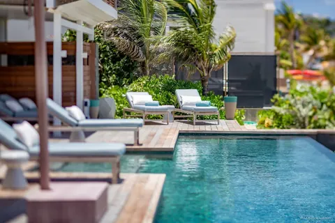 Contemporary Villa Aqua private beach access, 6 bedrooms in Grand Cul de Sac - St Barth real estate rental For Super Rich Contemporary Villa Aqua private beach access, 6 bedrooms in Grand Cul de Sac - St Barth real estate rental For Super Rich