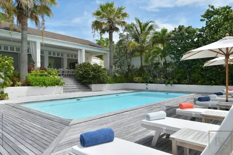Luxury Villa ELA Beachfront Tennis court, pool, 8 bedrooms in Flamands - St Barth