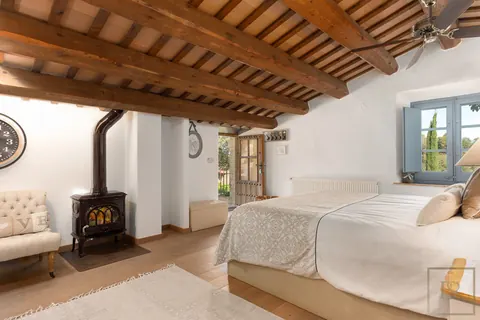 Country Villa Can Font de Muntanya view Gavarres massif, 10 bedrooms in Girona - Barcelona exclusive rental For Super Rich